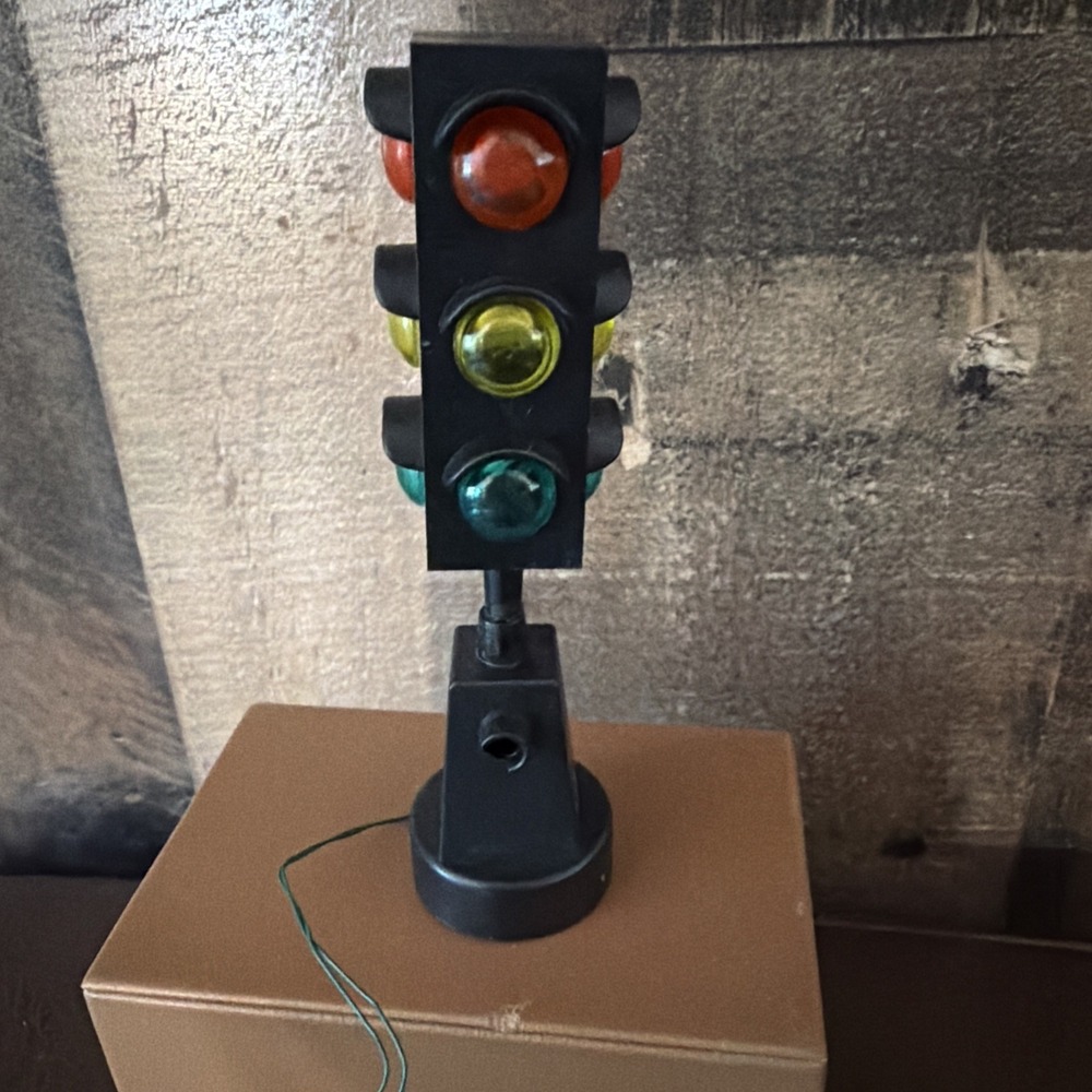 Vtg 1992 Christmas Valley 5" Traffic Stop Light 3-Color Flashing Signal WORKS!